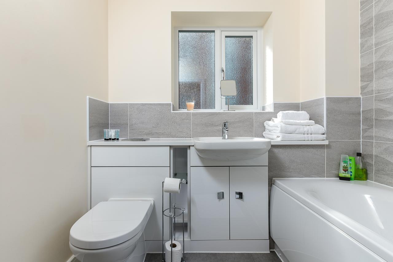 Kvm - Quayside House Villa Peterborough Bagian luar foto